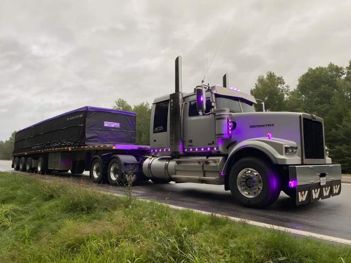 Toiles de remorque résistantes Saint-Germain-de-Grantham